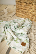 Load image into Gallery viewer, Mamaopolis Signature Muslin Swaddle - Pair of Two
